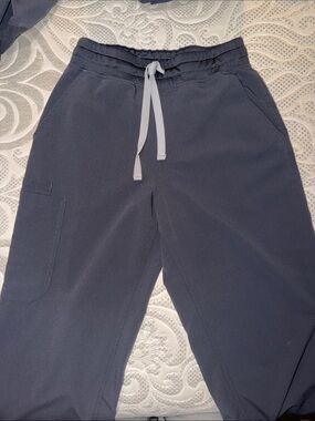 32 Degrees Women’s Gray Scrub Pants